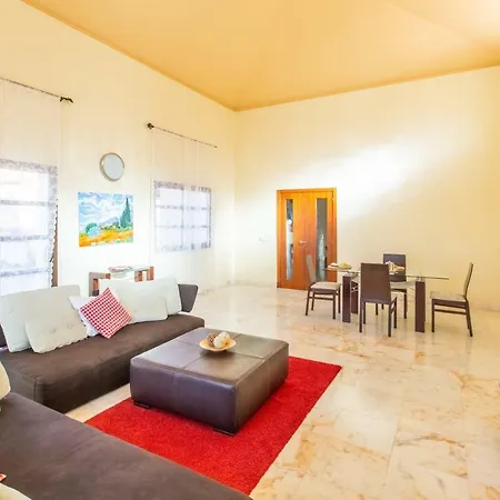 Oyo Bahia Hotel La Oliva