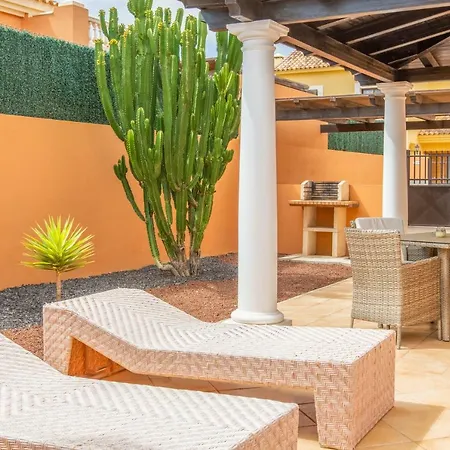 Hotel Oyo Bahia 4*