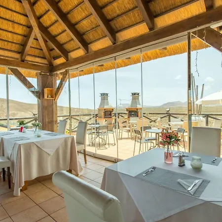 Hotel Oyo Bahia La Oliva